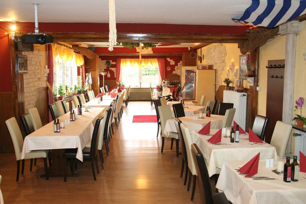 Hotel Taverne Inos Laatzen Екстериор снимка